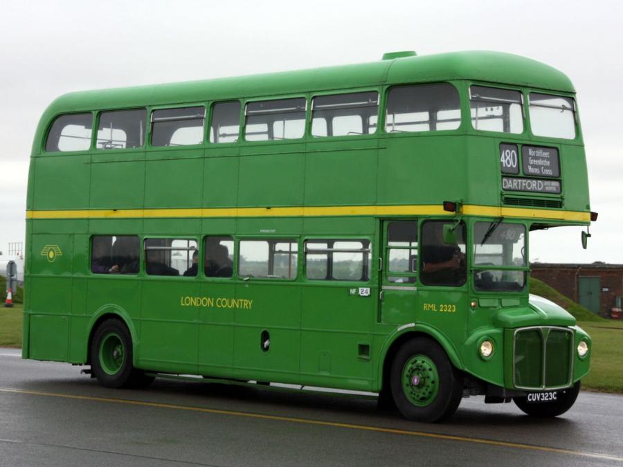  AEC Routemaster RML Park Royal (H40/32R) 1956 года  (фото 2 из 5)